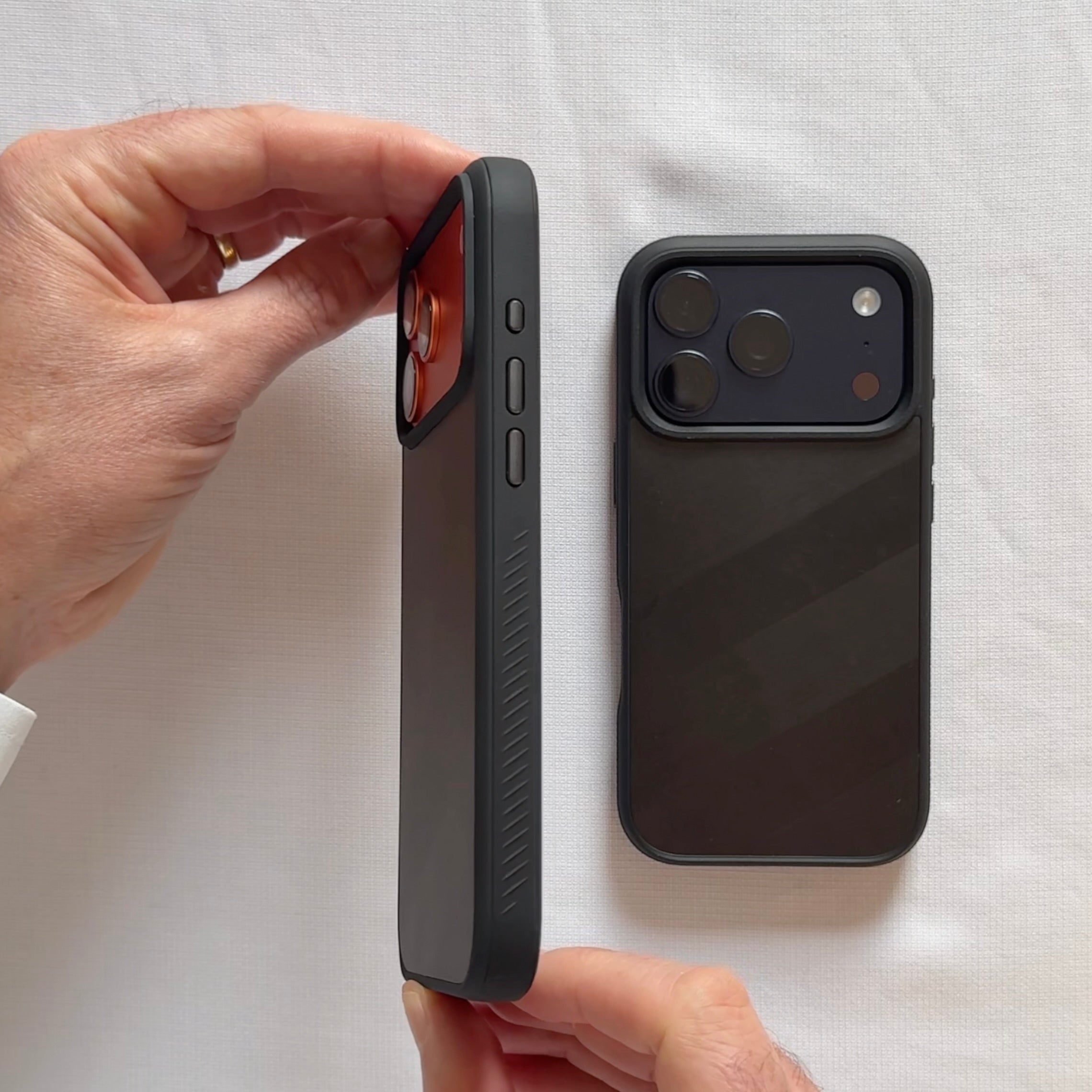 iPhone_17_Pro_Max_Hybrid_Case_Demo_Video